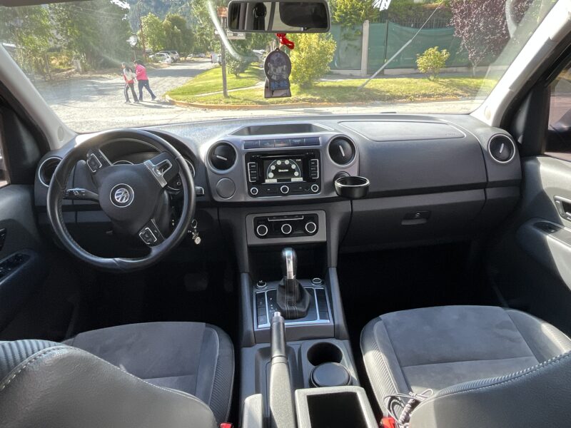 Volkswagen Amarok Dark label 180hp