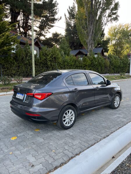 Fiat Cronos 1.3 Drive AT