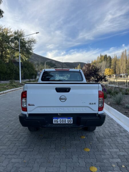 Nissan Frontier S 4x4