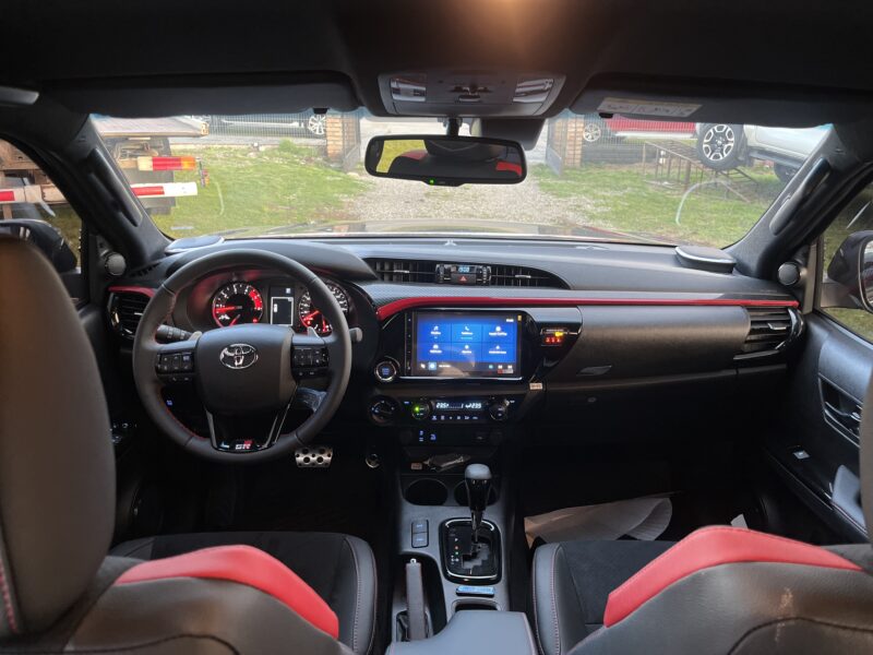 Toyota GR SPORT 4x4 0kms 2026