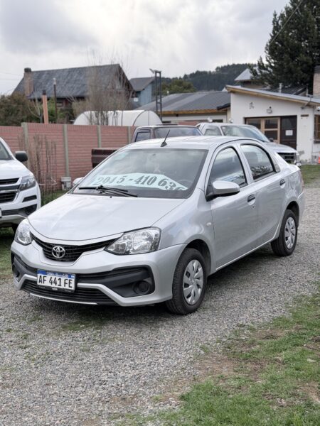 Toyota Etios X 2022